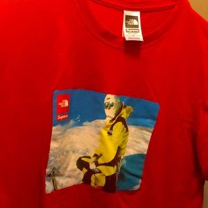 Supreme x The North Face Expedition Photo Tee. Red